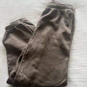 Aritzia mega sweats in taupe